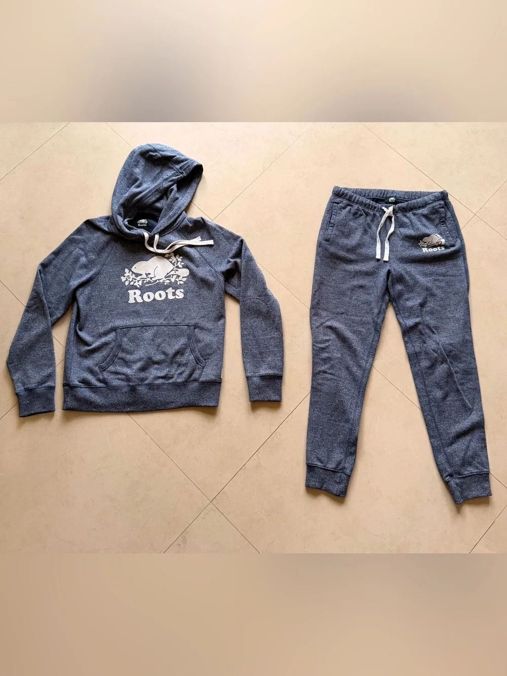 ✨ Roots Canada Original Matching Sweatsuit Set - Size S ✨
